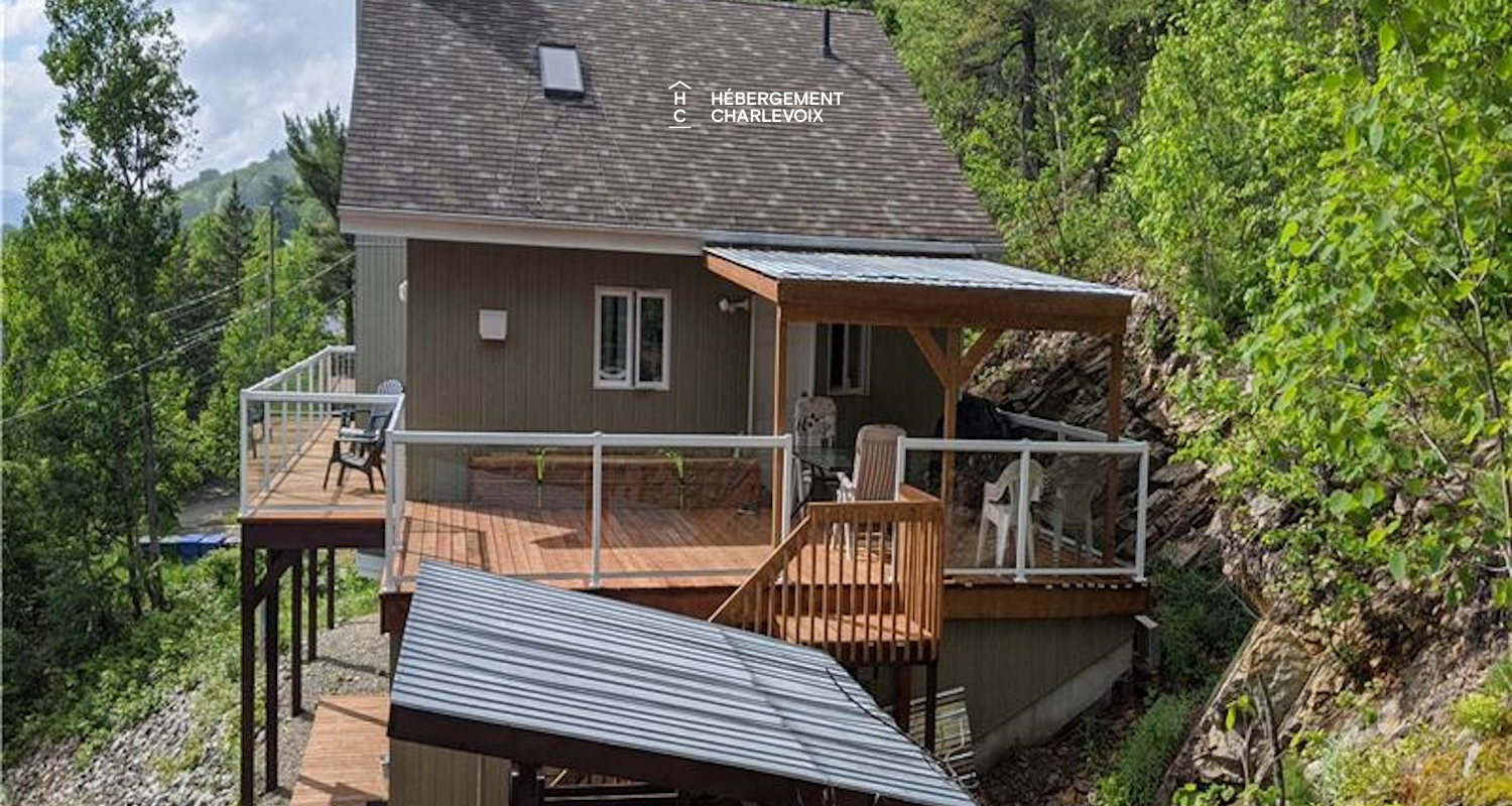 CHE-45 - Colorful residence near downtown